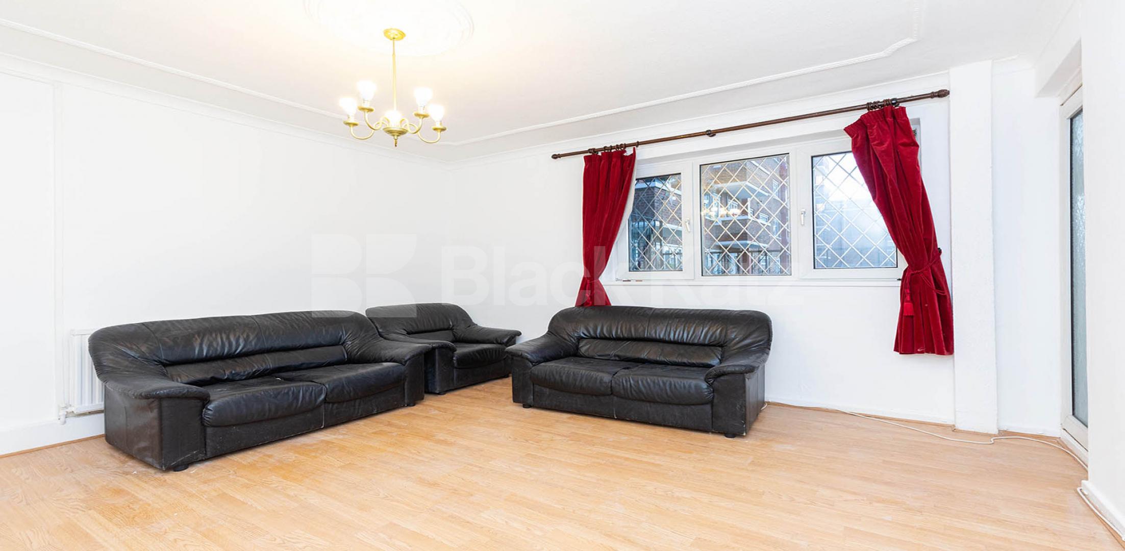 			PICTURES TO FOLLOW!, 3 Bedroom, 1 bath, 1 reception Flat			 Lindley Street, WHITECHAPEL E1